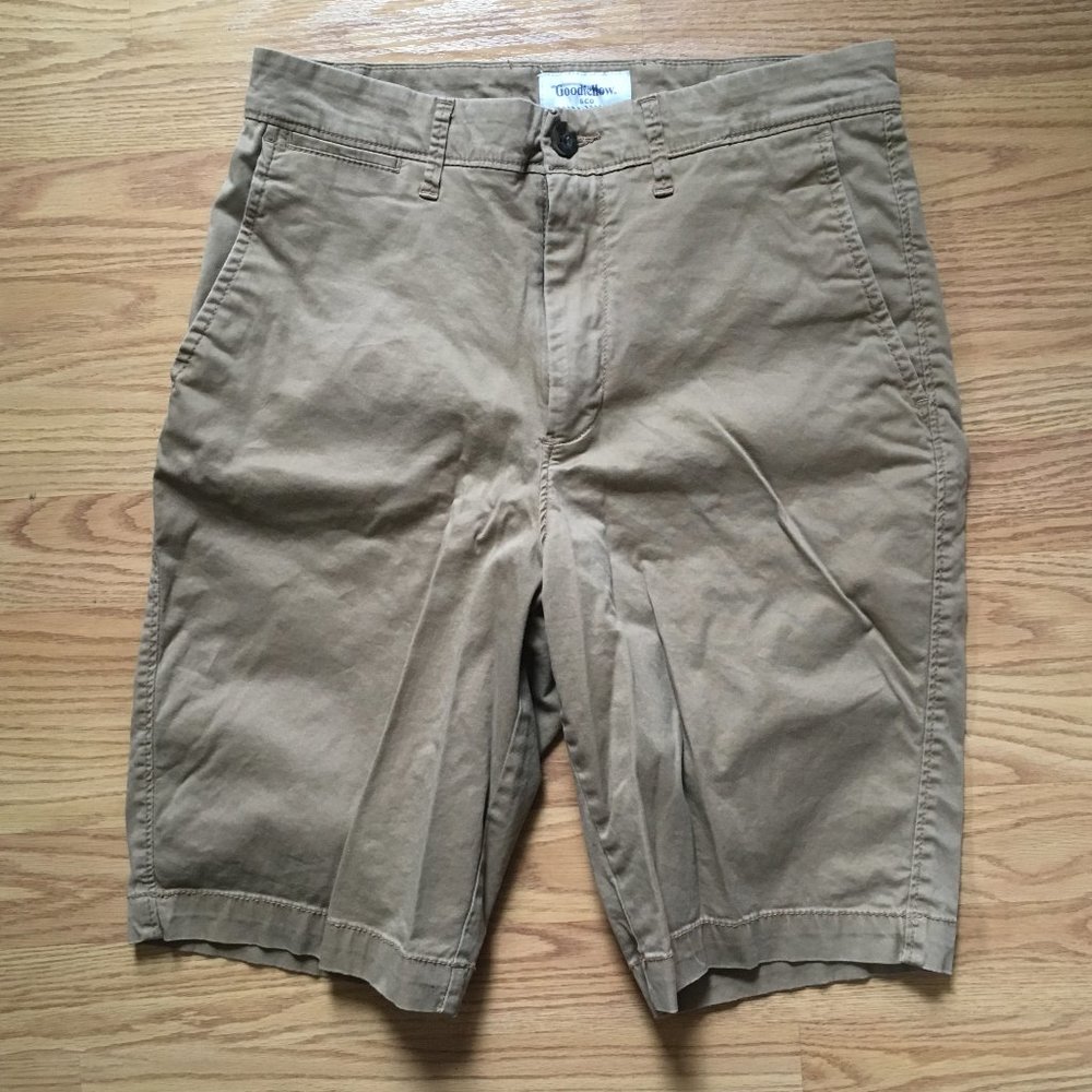GoodFellow & Co. 🦔 Khaki Shorts